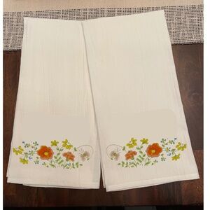 Wildflower Themed Kitchen Towel Dish Towel Cotton Flour Sack Size 28x28 New